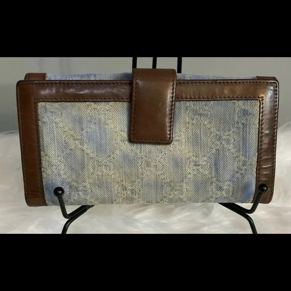 GUCCI Wallet - Picture 2 of 13